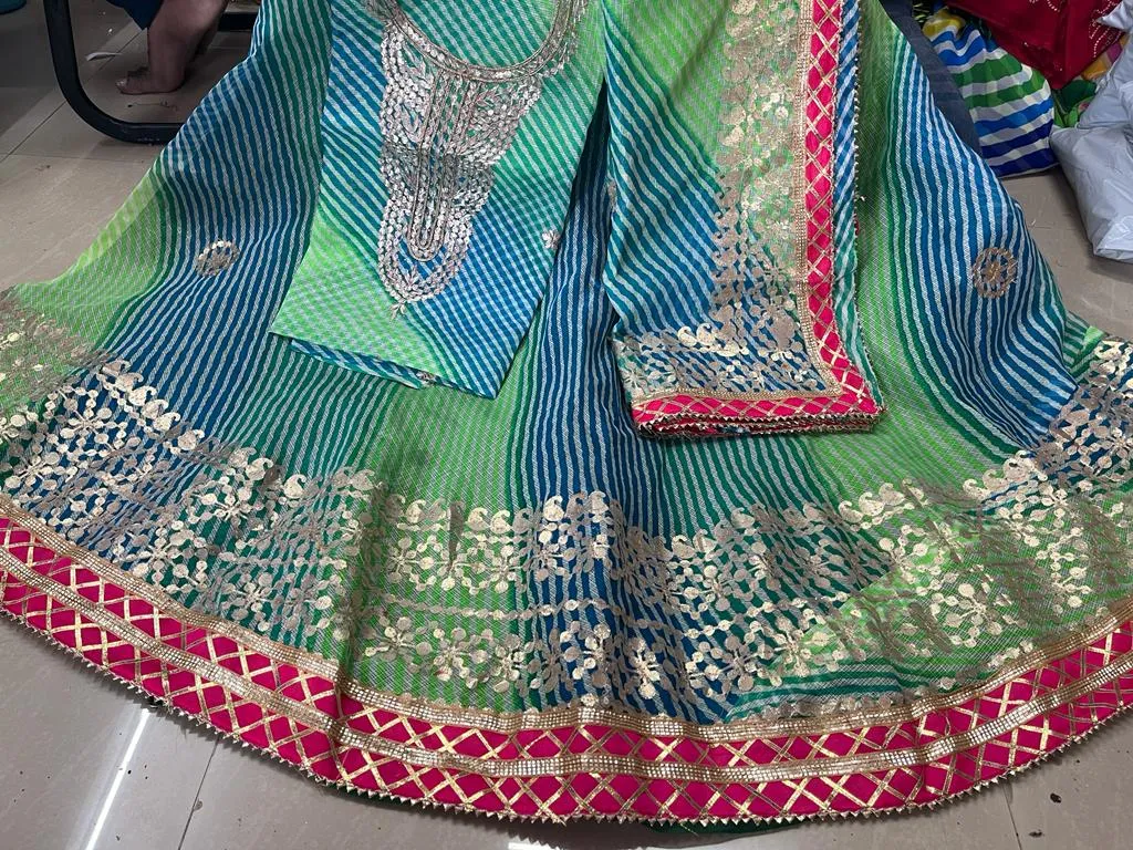 Beautiful Leheriya Gotapatti Kota Doria  Dupatta Lehanga , NR, kml Firoji