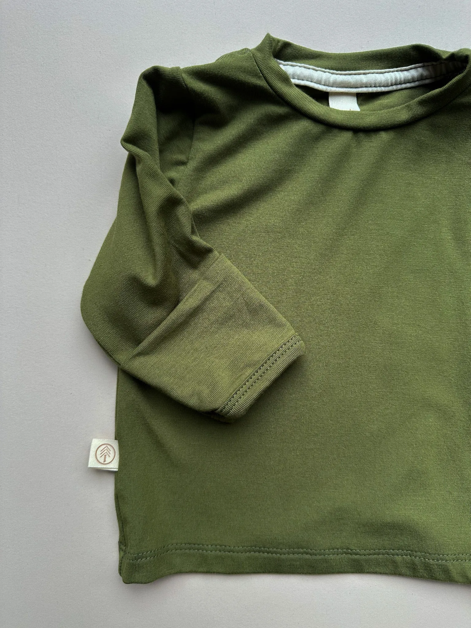 Long Sleeve Crew Neck Tee with Mittens | Baby & Toddler | Luxury Bamboo | Olive