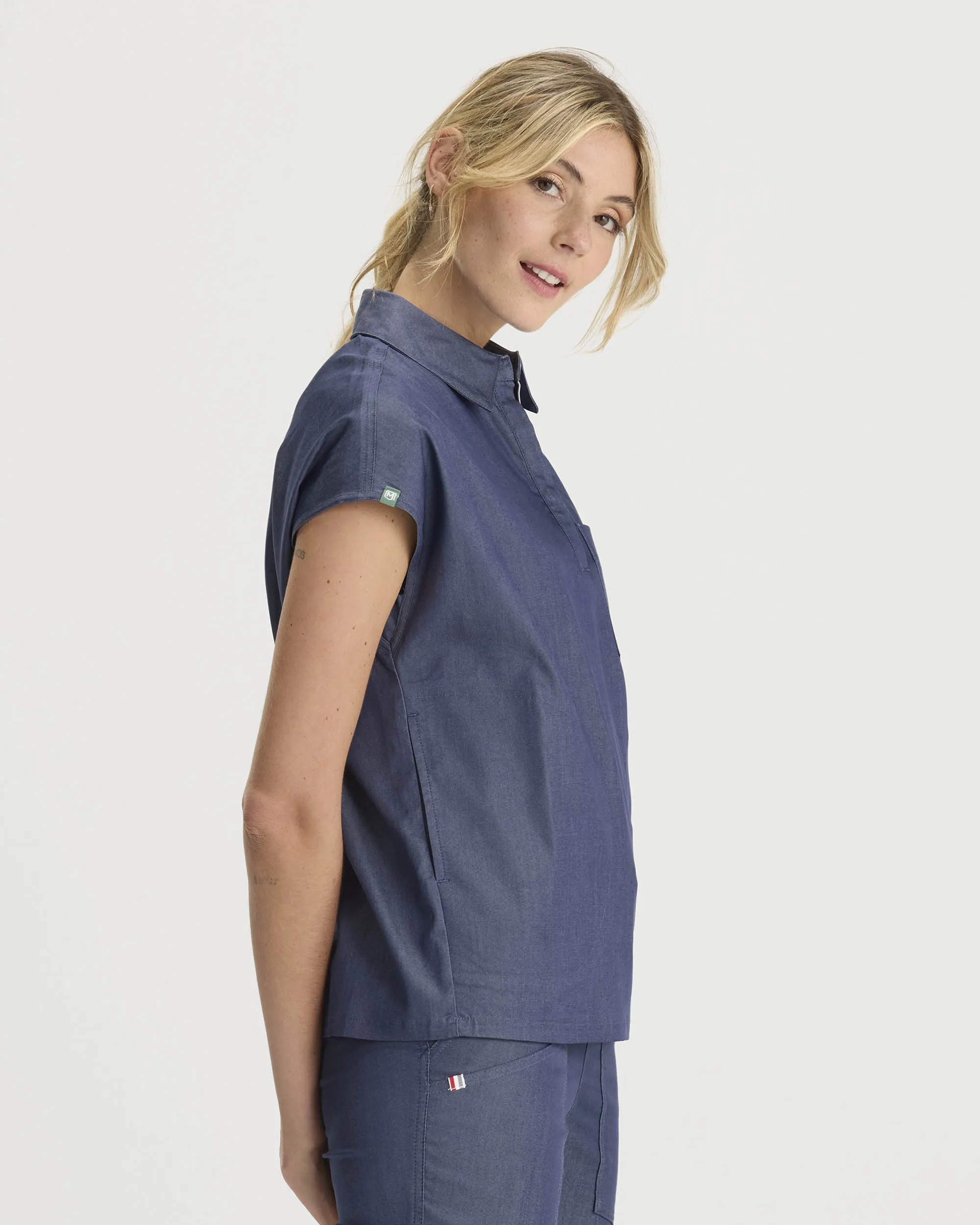 TENCEL™ Capri‎ ‎ Collared Scrub Top